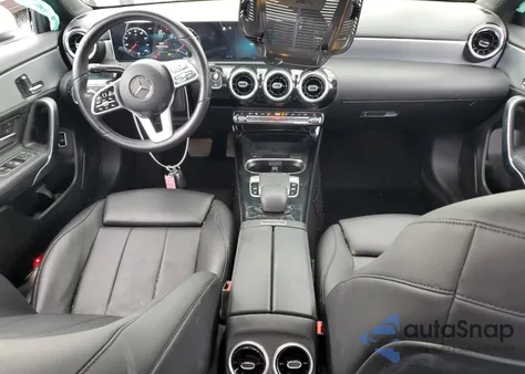 2019 Mercedes-Benz A 220 из США, поврежденный, VIN WDD3G4EB0KW002542